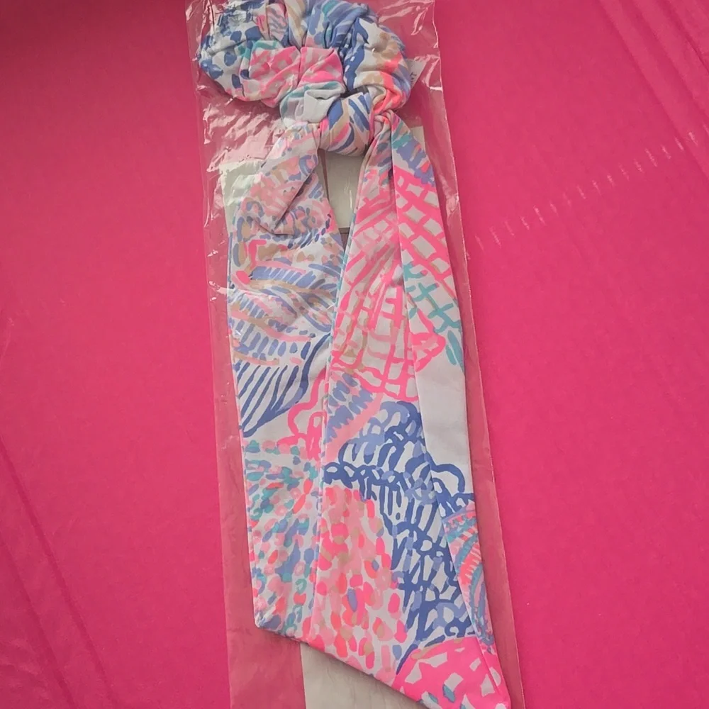 Lilly Pulitzer Scrunchie Ribbon - Picture 5 of 9
